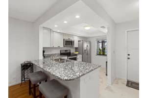 360 THREE LAKES LANE, VENICE, FL 34285 Sold 04/13/23