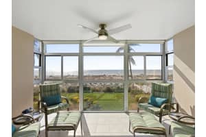 255 The Esplanade N #202 Venice, FL 34285 Sold 06/21/23