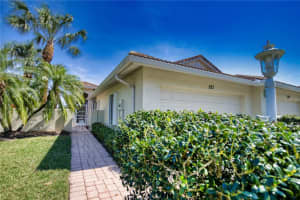 327 AUBURN WOODS CIRCLE, VENICE, FL 34292 Sold 07/03/23