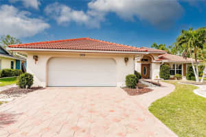 909 DORAL LANE, VENICE, FL 34293 Sold 04/19/23