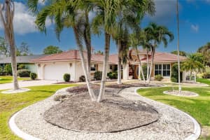 909 DORAL LANE, VENICE, FL 34293 Sold 04/19/23