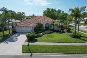 1143 HOOVER STREET, NOKOMIS, FL 34275 Sold 04/19/23