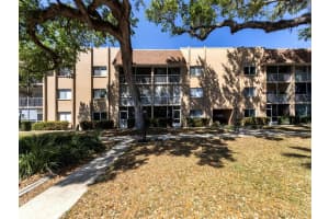1520 GLEN OAKS DRIVE, SARASOTA, FL 34232 Sold 03/05/25