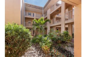 1520 GLEN OAKS DRIVE, SARASOTA, FL 34232 Sold 03/05/25