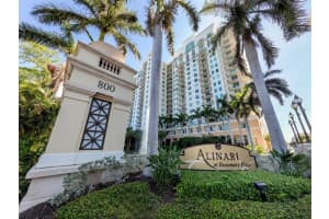 800 N Tamiami Trail, Sarasota, FL 34236, Sold 04/26/23