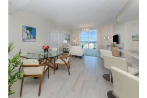 800 N Tamiami Trail, Sarasota, FL 34236, Sold 04/26/23