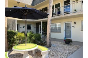 200 Park Blvd N #108