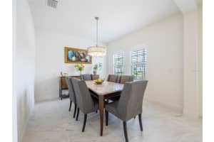 258 PALMARIA COURT, NOKOMIS, FL 34275 Sold 06/14/23