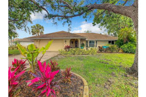 390 Vista Wood Dr, Venice, FL 34293, Sold 05/31/23