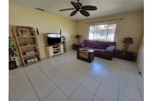 2619 Riverbluff Pkwy, Sarasota, FL 34231, Sold 06/02/23
