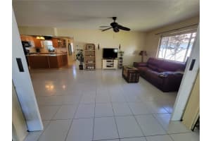 2619 Riverbluff Pkwy, Sarasota, FL 34231, Sold 06/02/23