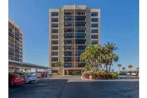 629 ALHAMBRA ROAD, VENICE, FL 34285 Sold 09/06/23