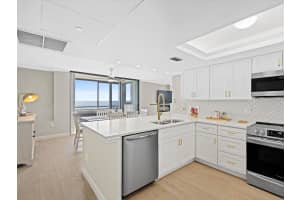 629 ALHAMBRA ROAD, VENICE, FL 34285 Sold 09/06/23