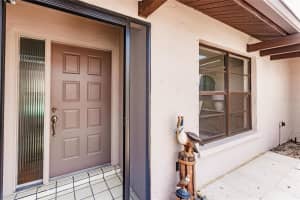 904 DORAL LANE, VENICE, FL 34293 Sold 07/19/23