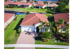11642 PARROTFISH STREET, VENICE, FL 34292 Sold 06/23/23