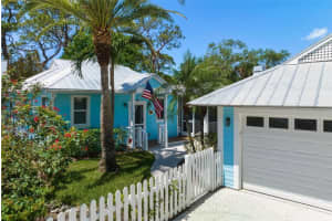 758 EAGLE POINT DRIVE, VENICE, FL 34285 Sold 06/26/23