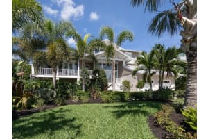 743 EAGLE POINT DRIVE, VENICE, FL 34285 Sold 06/14/23