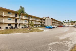 2220 Stickney Point Rd, Sarasota, FL 34231, Sold 05/19/23