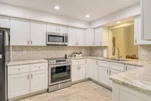 7937 WOODPOINTE COURT, SARASOTA, FL 34238 Sold 07/14/23