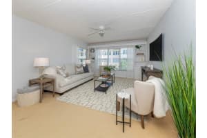 3802 GULF OF MEXICO DRIVE, LONGBOAT KEY, FL 34228 Sold 10/18/23