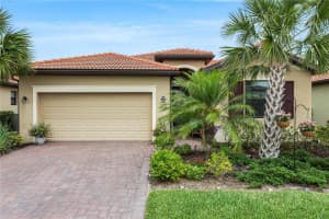 19336 BLUFF DRIVE, VENICE, FL 34292 Sold 06/15/23