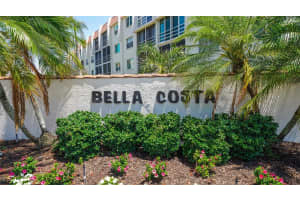 220 SANTA MARIA STREET, VENICE, FL 34285 Sold 12/20/23