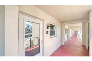 220 SANTA MARIA STREET, VENICE, FL 34285 Sold 12/20/23