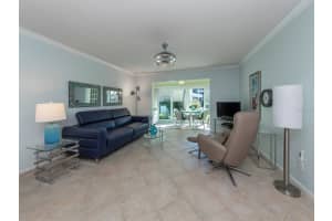 380 THREE LAKES LANE, VENICE, FL 34285 Sold 07/31/23