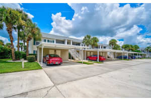 402 LAUREL LAKE DRIVE, VENICE, FL 34292 Sold 10/10/23