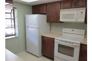 360 THREE LAKES LANE, VENICE, FL 34285 Sold 10/17/23