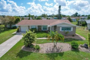 426 CANTERBURY ROAD, VENICE, FL 34293 Sold 10/20/23