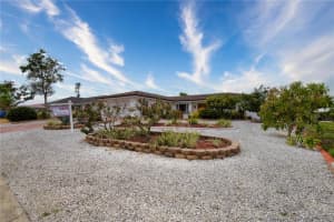 11 OLD TRAIL ROAD, ENGLEWOOD, FL 34223 Sold 10/10/23