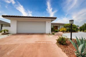 11 OLD TRAIL ROAD, ENGLEWOOD, FL 34223 Sold 10/10/23