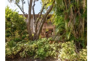 1617 BROOKHOUSE DRIVE, SARASOTA, FL 34231 Sold 09/28/23