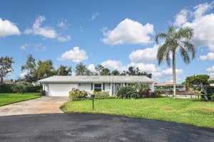48 OAKWOOD DRIVE, ENGLEWOOD, FL 34223 Sold 10/10/23