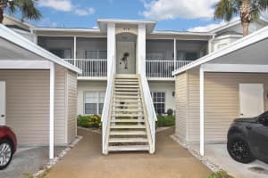 410 LAUREL LAKE DRIVE, VENICE, FL 34292 Sold 10/10/23