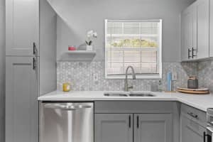 11200 102ND AVENUE, SEMINOLE, FL 33778 Sold 11/13/23