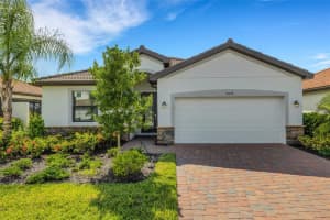 19397 BLUFF DRIVE, VENICE, FL 34292 Sold 11/14/23