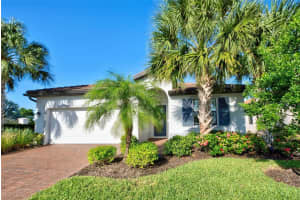 19357 NEARPOINT DRIVE, VENICE, FL 34292 Sold 12/13/23