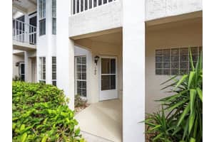 316 CLEARBROOK CIRCLE, VENICE, FL 34292 Sold 10/12/23