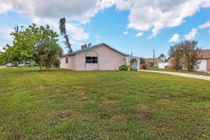 455 MEXICALI AVENUE, VENICE, FL 34293 Sold 10/06/23
