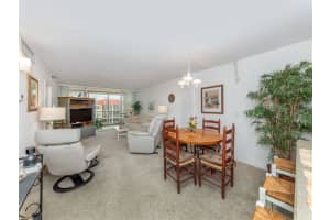 244 SAINT AUGUSTINE AVENUE, VENICE, FL 34285 Sold 12/01/23