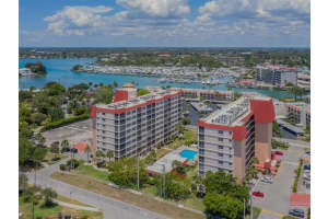 244 SAINT AUGUSTINE AVENUE, VENICE, FL 34285 Sold 04/05/24