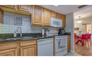 618 BIRD BAY DRIVE, VENICE, FL 34285 Sold 04/12/24