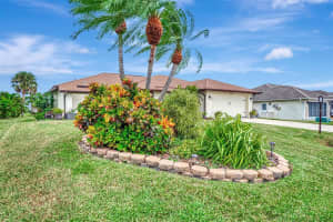 5871 LINCOLN ROAD, VENICE, FL 34293 Sold 03/20/24