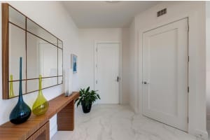 111 PINEAPPLE AVENUE, SARASOTA, FL 34236 Sold 03/11/24