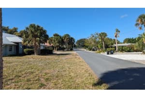 617 INDIANA AVENUE, NOKOMIS, FL 34275 - MLS#MFRN6129492