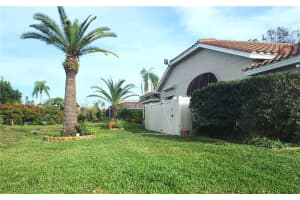 343 GLADSTONE BOULEVARD, ENGLEWOOD, FL 34223 Sold 04/30/24
