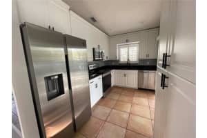 944 HIGHLAND STREET, SARASOTA, FL 34234 Sold 05/13/24