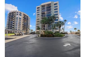 629 ALHAMBRA ROAD, VENICE, FL 34285 Sold 04/15/24